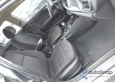 2019 Kia Rio S z USA, uszkodzony, nr VIN 3KPA24AB3KE182647